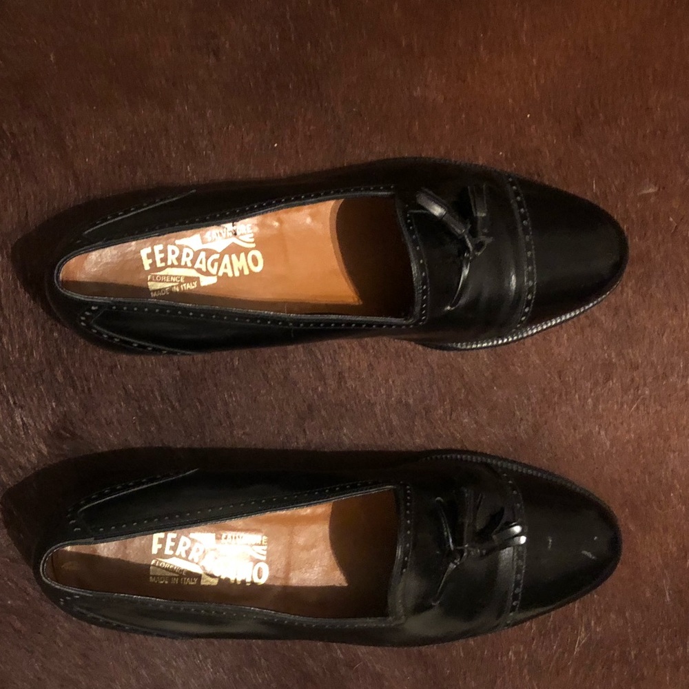 Men’s dress shoes
